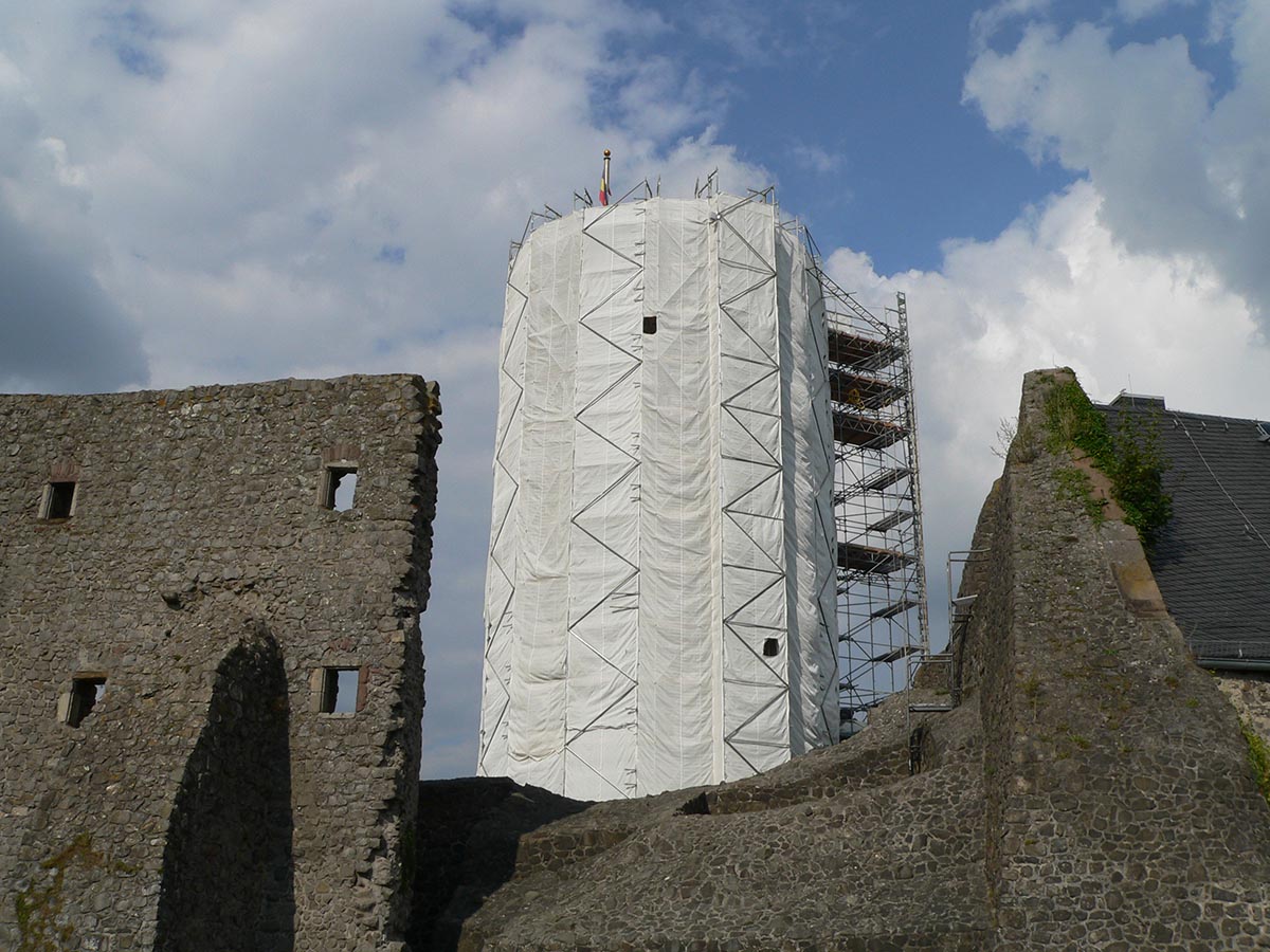 Burg Gleiberg - Bergfried Sanierung 2013