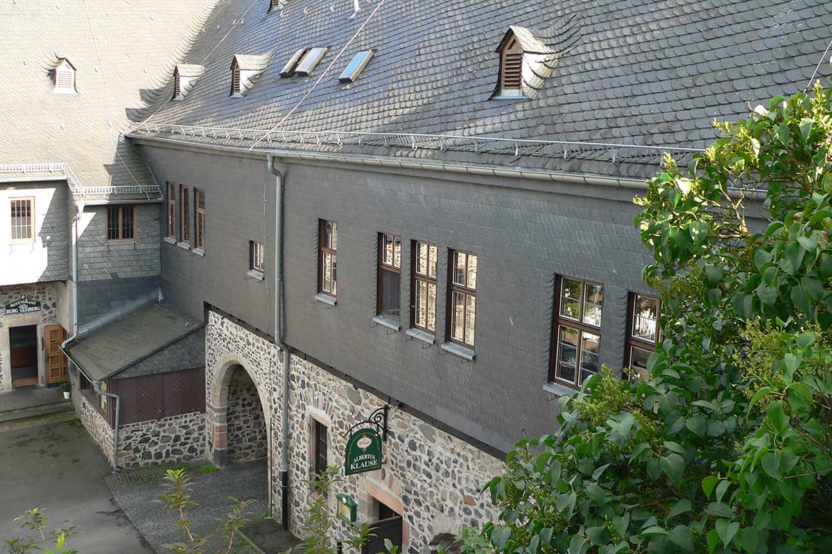 Burg Gleiberg - Gastronomie Unterburg