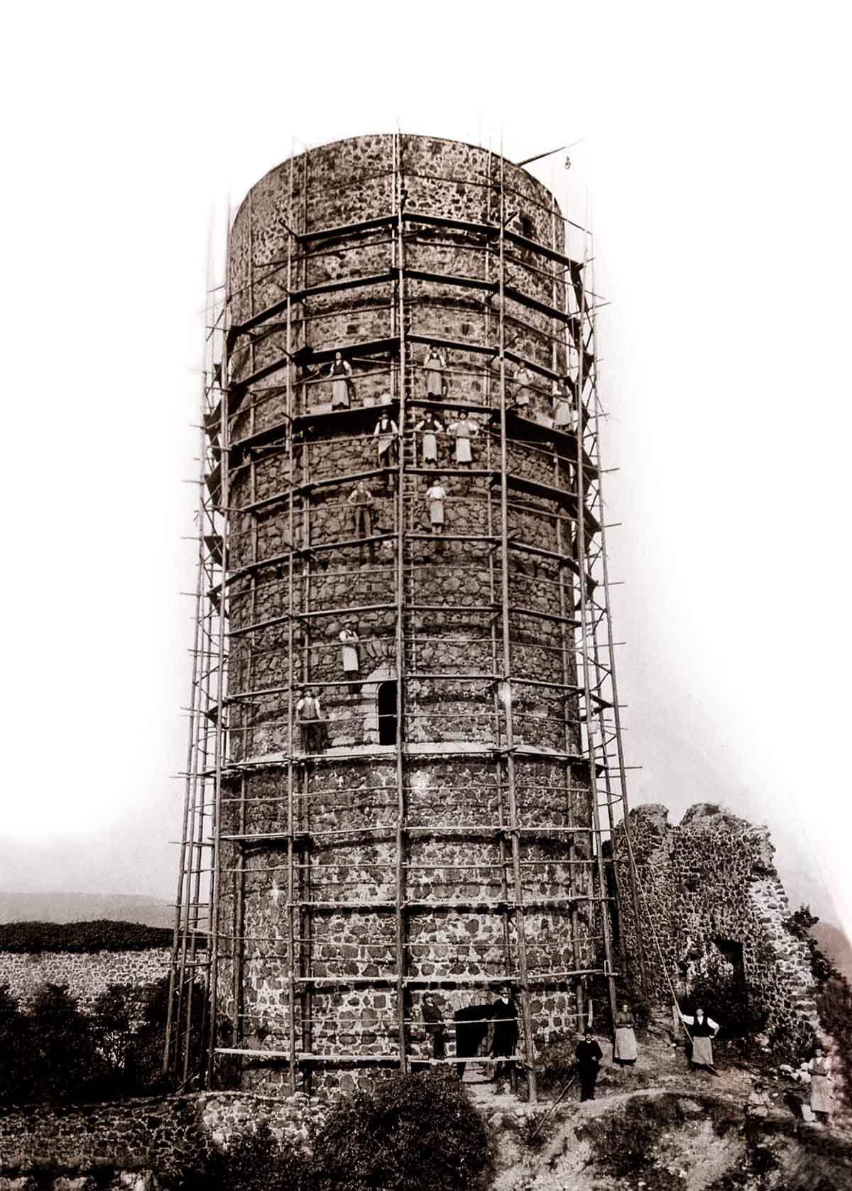 Burg Gleiberg - Restaurierung Bergfried 1908