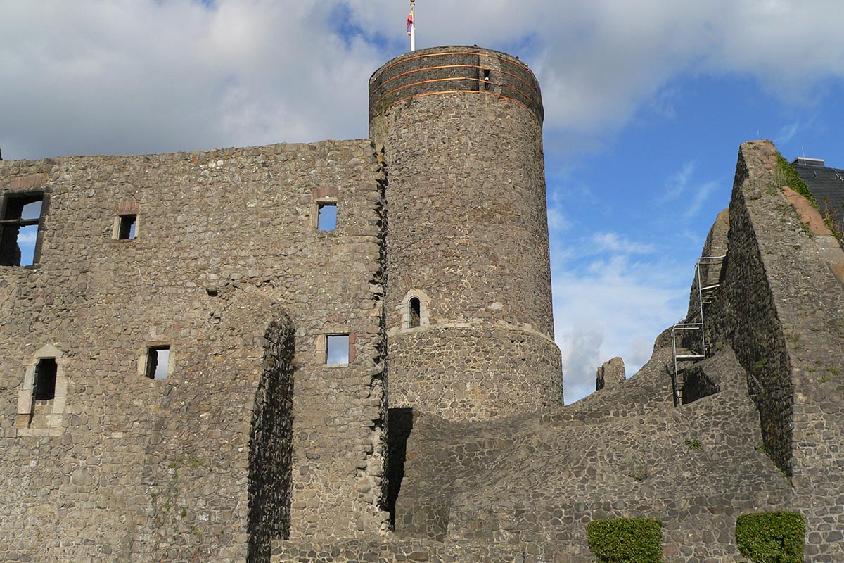 Burg Gleiberg - Ältester Wohnturm