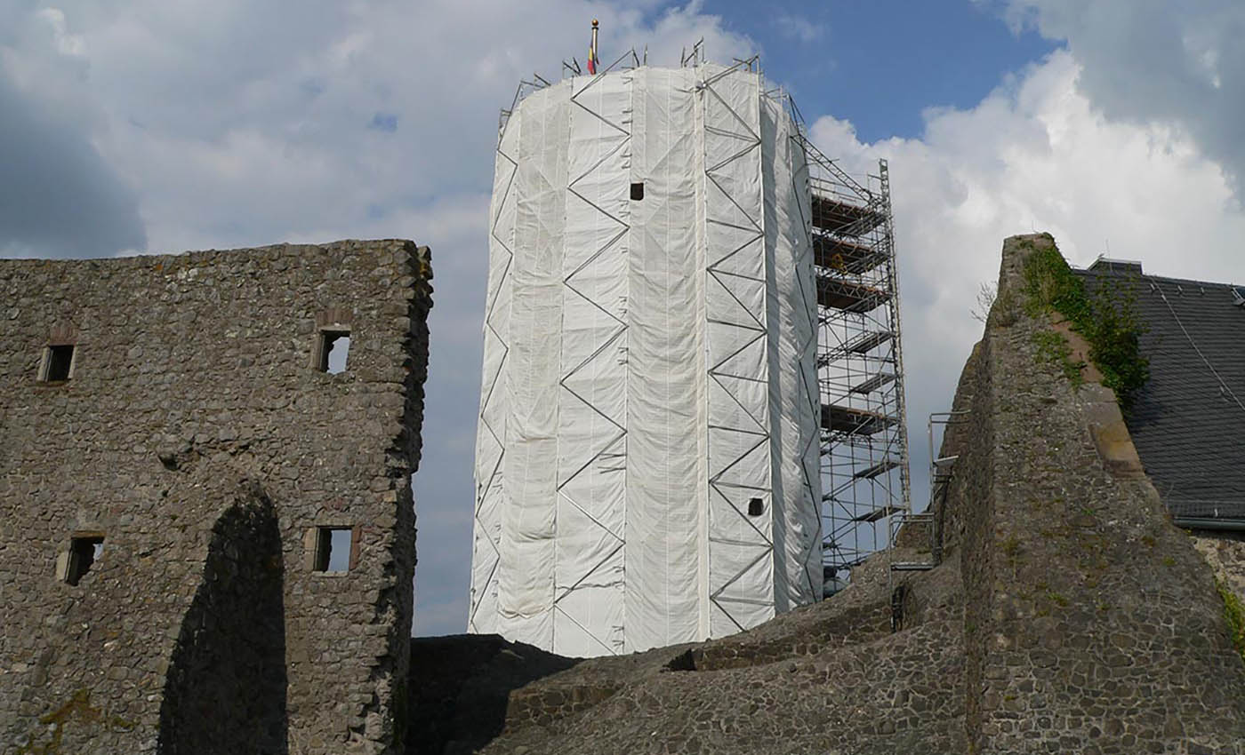 Gleiberg Verein - Bergfried Sanierung in 2013